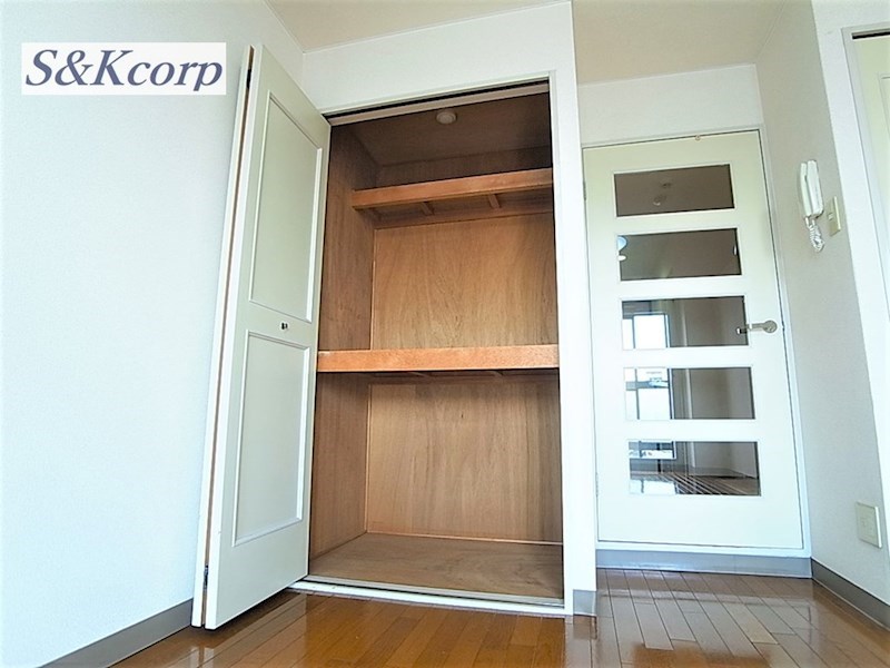 収納　オ・ボワクレール