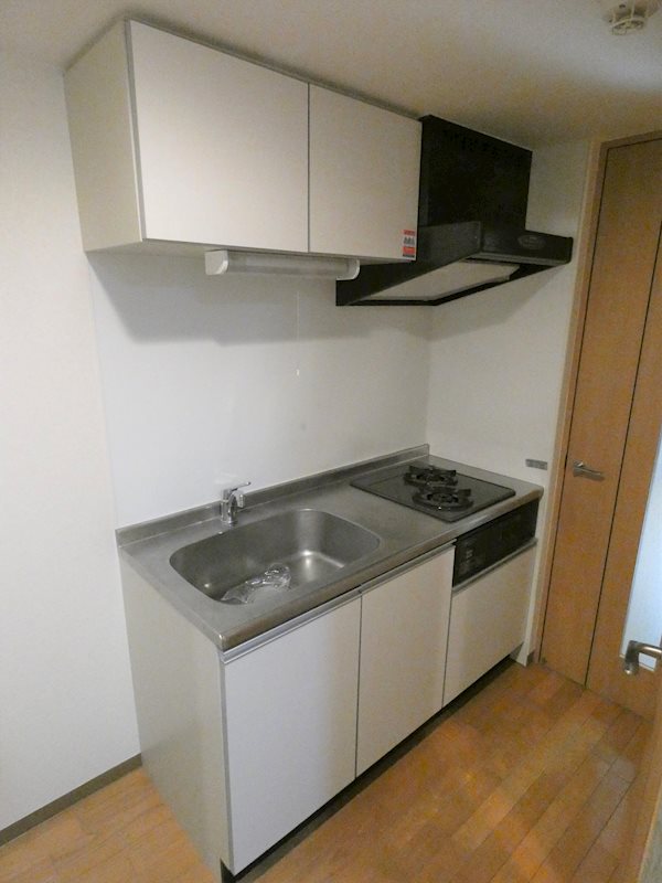キッチン　同物件別号室参考写真