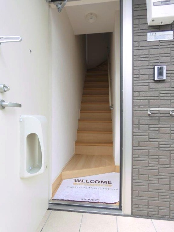 玄関　図面と現状に相違がある場合には現状を優先