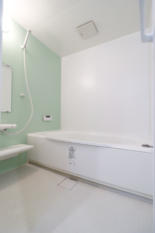 バス・シャワールーム　図面と現状に相違がある場合には現状を優先