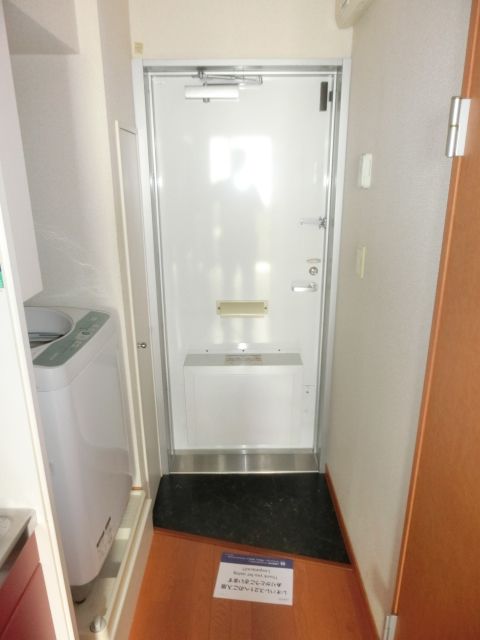 玄関　シューズボックス付き玄関