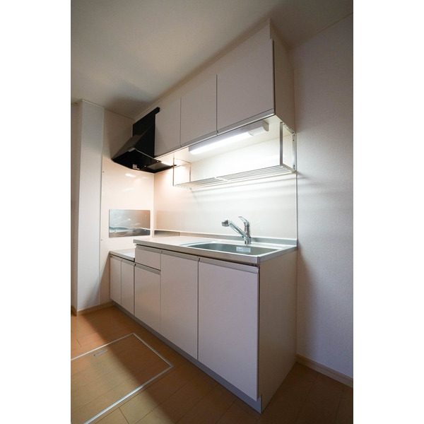 キッチン　同じ建物の別の部屋