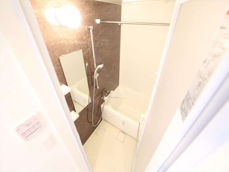 バス・シャワールーム　バスルーム　浴室暖房乾燥機付き