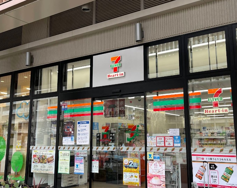 コンビニ　セブンイレブン ハートインビエラ塚口店（コンビニ）まで483m