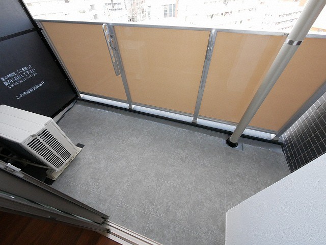 バルコニー　バルコニー