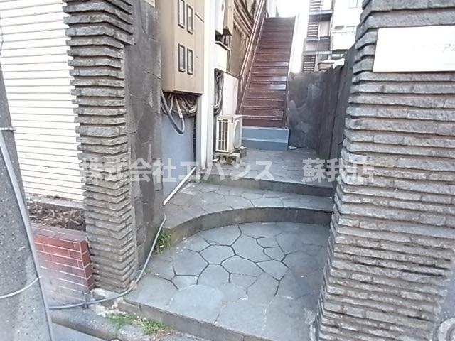 エントランス　清潔なエントランスです