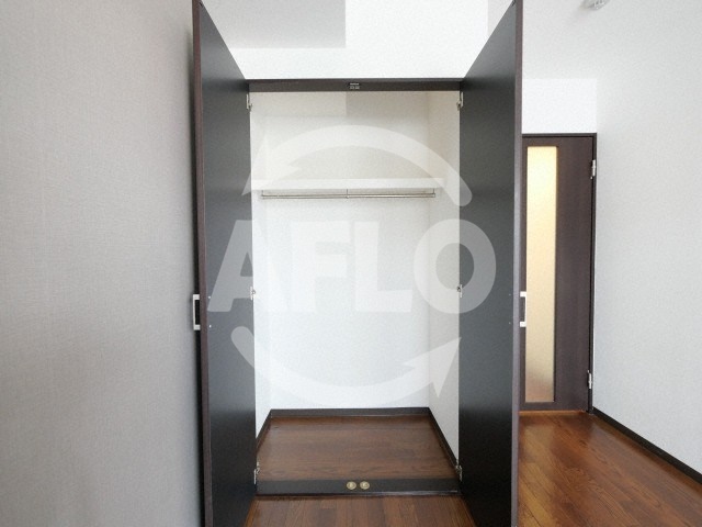 収納　みおつくし江戸堀　クローゼット