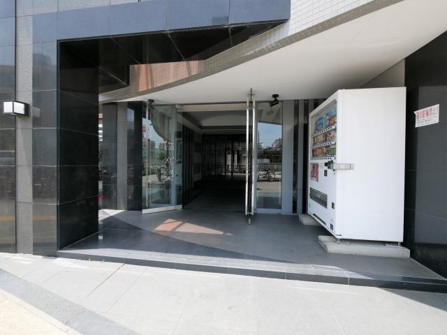 エントランス　グランパスエクシード　エントランス