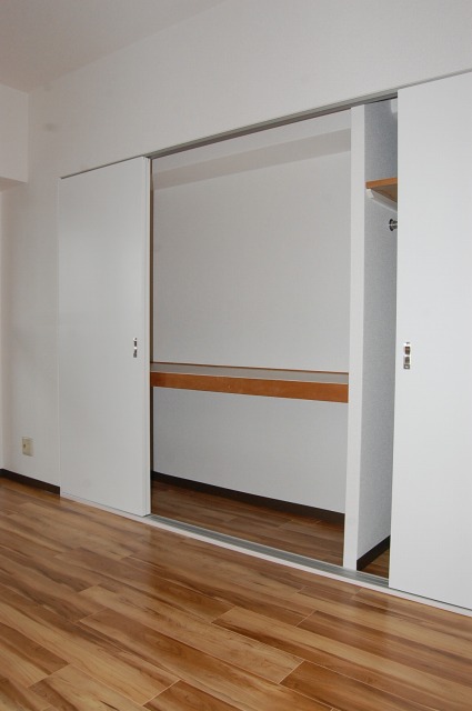 収納　グランパスエクシード　収納