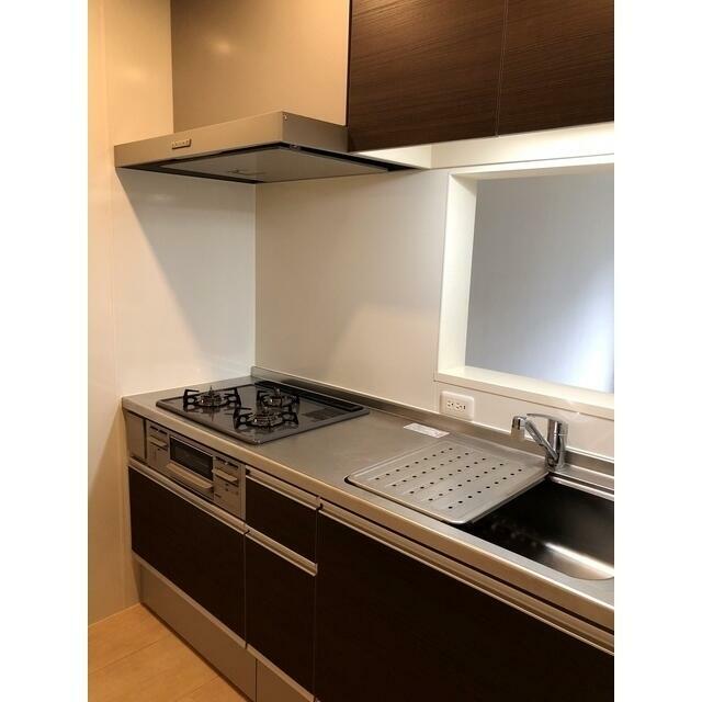 キッチン　同タイプ・別部屋画像