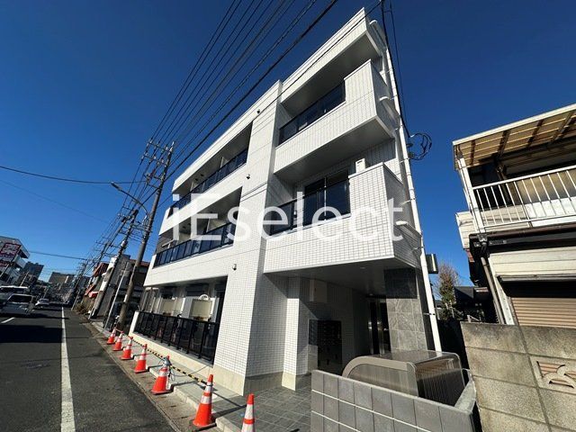 建物外観　設備充実の新築物件です♪