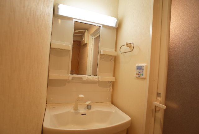 洗面設備　シャンプー&ドレッサー