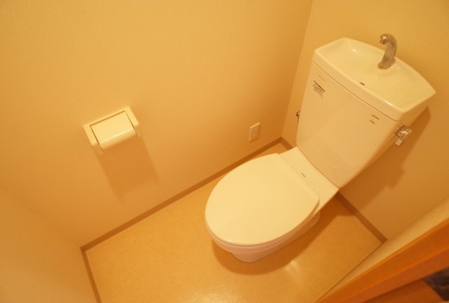 トイレ　トイレ