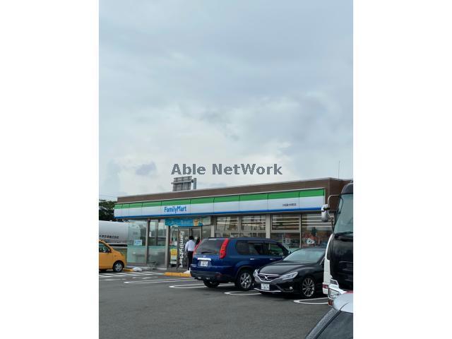 コンビニ　ファミリーマート小松島大林町店（コンビニ）まで721m