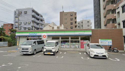 コンビニ　ファミリーマート 船橋本町五丁目店（コンビニ）まで641m