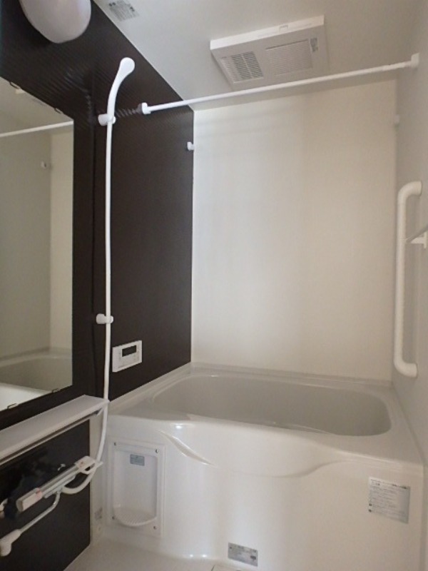 バス・シャワールーム　図面と現状に相違がある場合には現状を優先