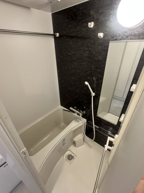 バス・シャワールーム　※別号室の参考写真、現況優先※