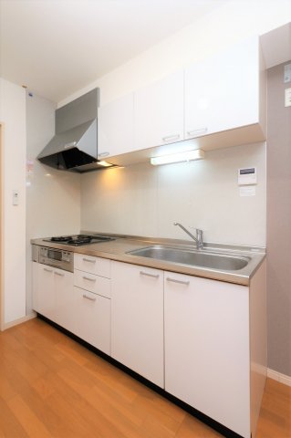 キッチン　参考写真（同物件別部屋）