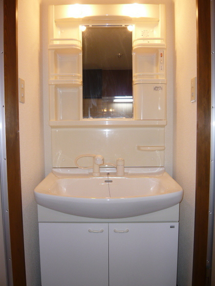 洗面設備　※別部屋の写真です