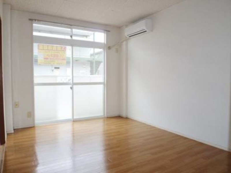 居室・リビング　図面と現状に相違がある場合には現状を優先