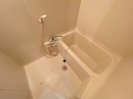 バス・シャワールーム　※他号室の写真です。