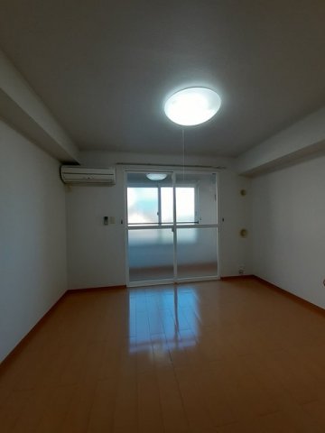 居室・リビング　使いやすい居間です