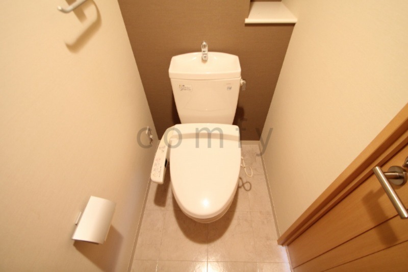 トイレ　ウォシュレット付きトイレ