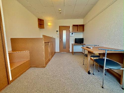 居室・リビング　設備・仕様は号室により異なる為、現状を優先いたします。