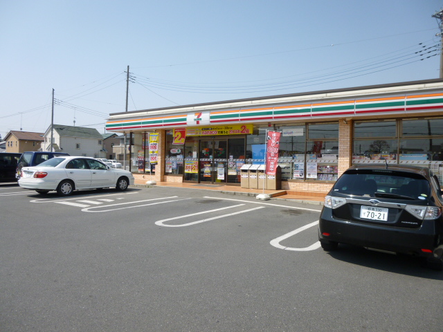 コンビニ　セブンイレブン大泉仙石2丁目店（コンビニ）まで1527m
