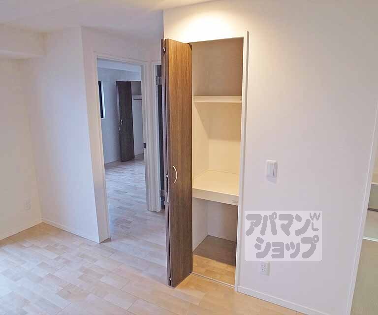 収納　こんなところにも！