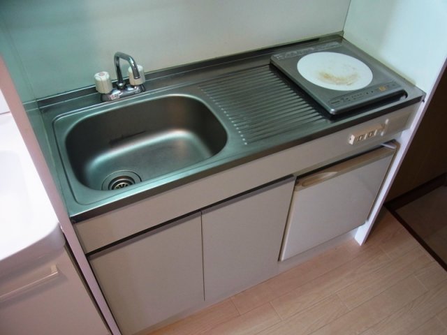 キッチン　IHコンロ付のキッチンです♪