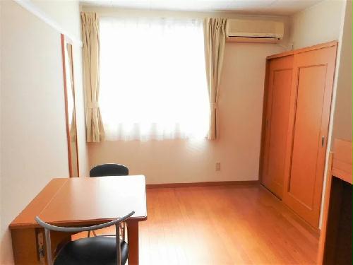 居室・リビング　※同タイプ代表写真となり設備仕様は一部異なる場合があります。