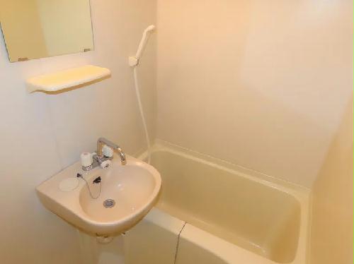 バス・シャワールーム　※同タイプ代表写真となり設備仕様は一部異なる場合があります。