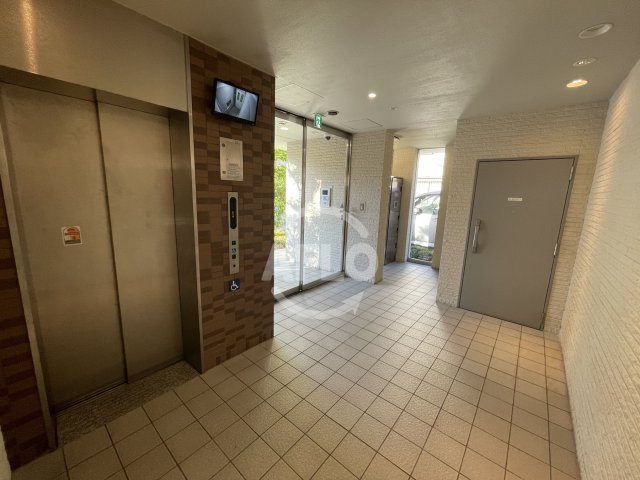 ロビー　LUFELI（ルフェリ）　ロビー