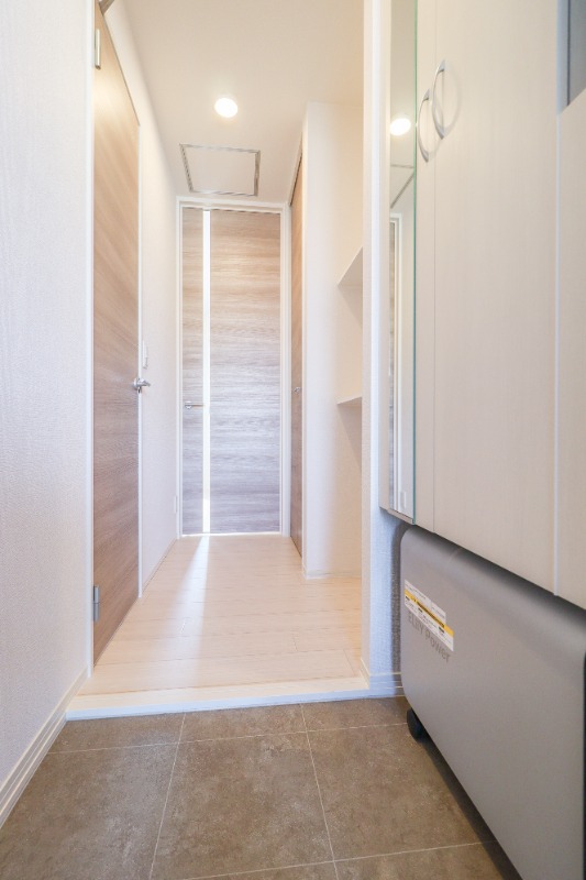 玄関　図面と現状に相違がある場合には現状を優先