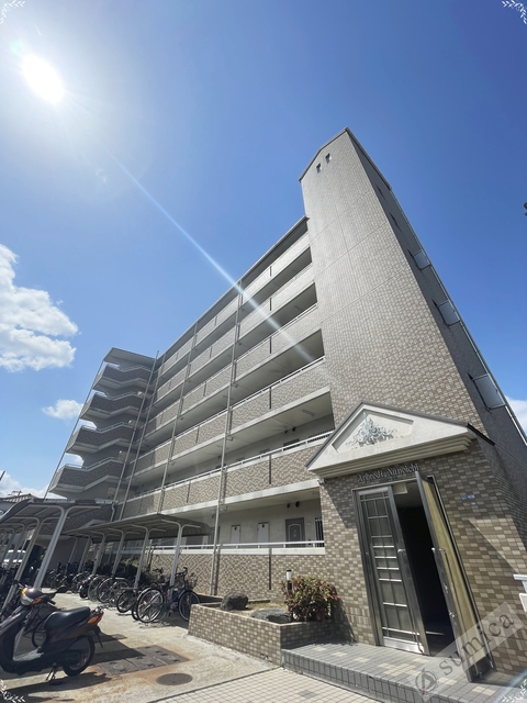 建物外観　鉄筋コンクリート造・ガッチリした建物です♪♪