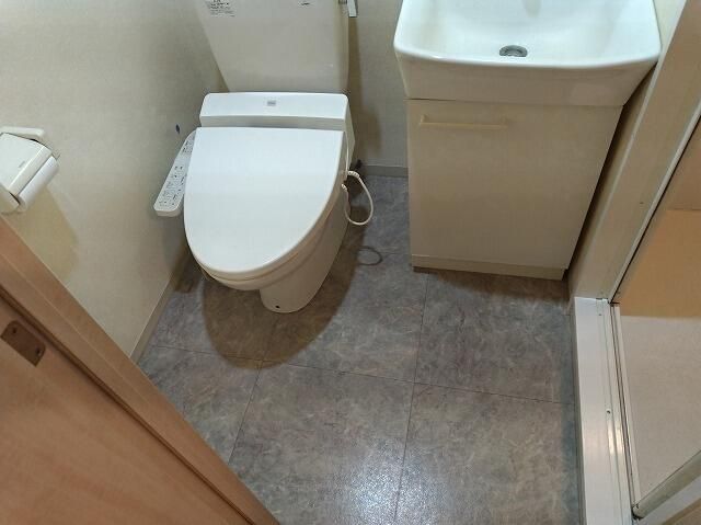 トイレ　【女性のお一人暮らしでも安心のセキュリティ♪】