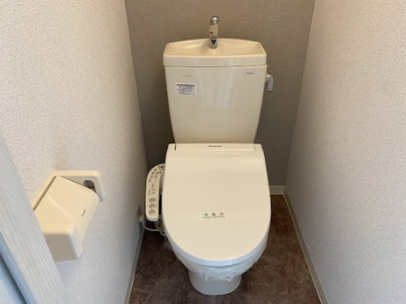 セレーネ田辺IVのトイレ写真