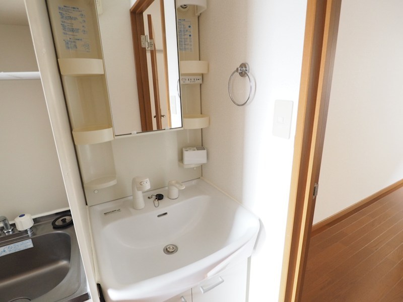 洗面設備　※別号室写真の為、現況優先