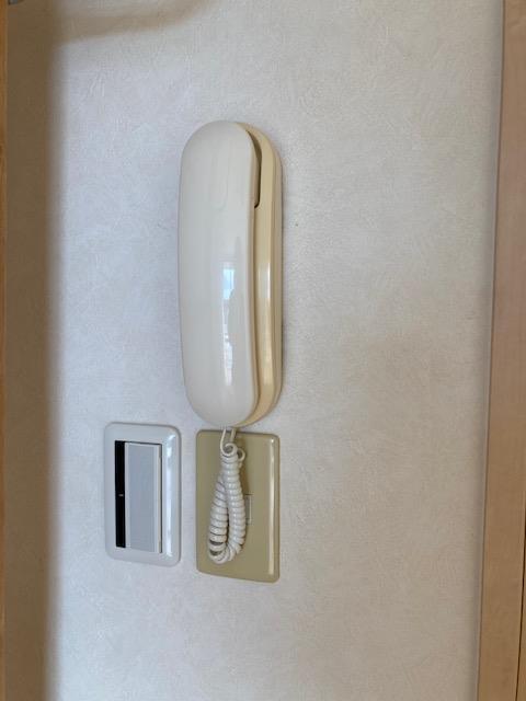 セキュリティ　玄関チャイムが完備されています♪