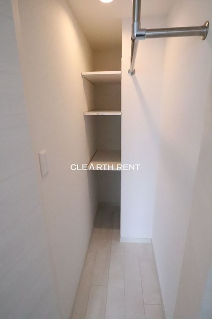 収納　奥行きのあるクローゼット