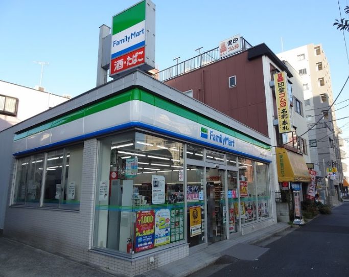 コンビニ　ファミリーマート江東北砂四丁目店（コンビニ）まで162m