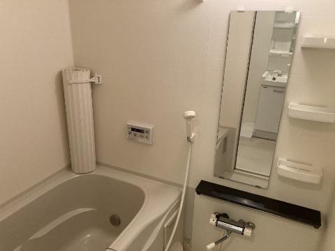 バス・シャワールーム　バス