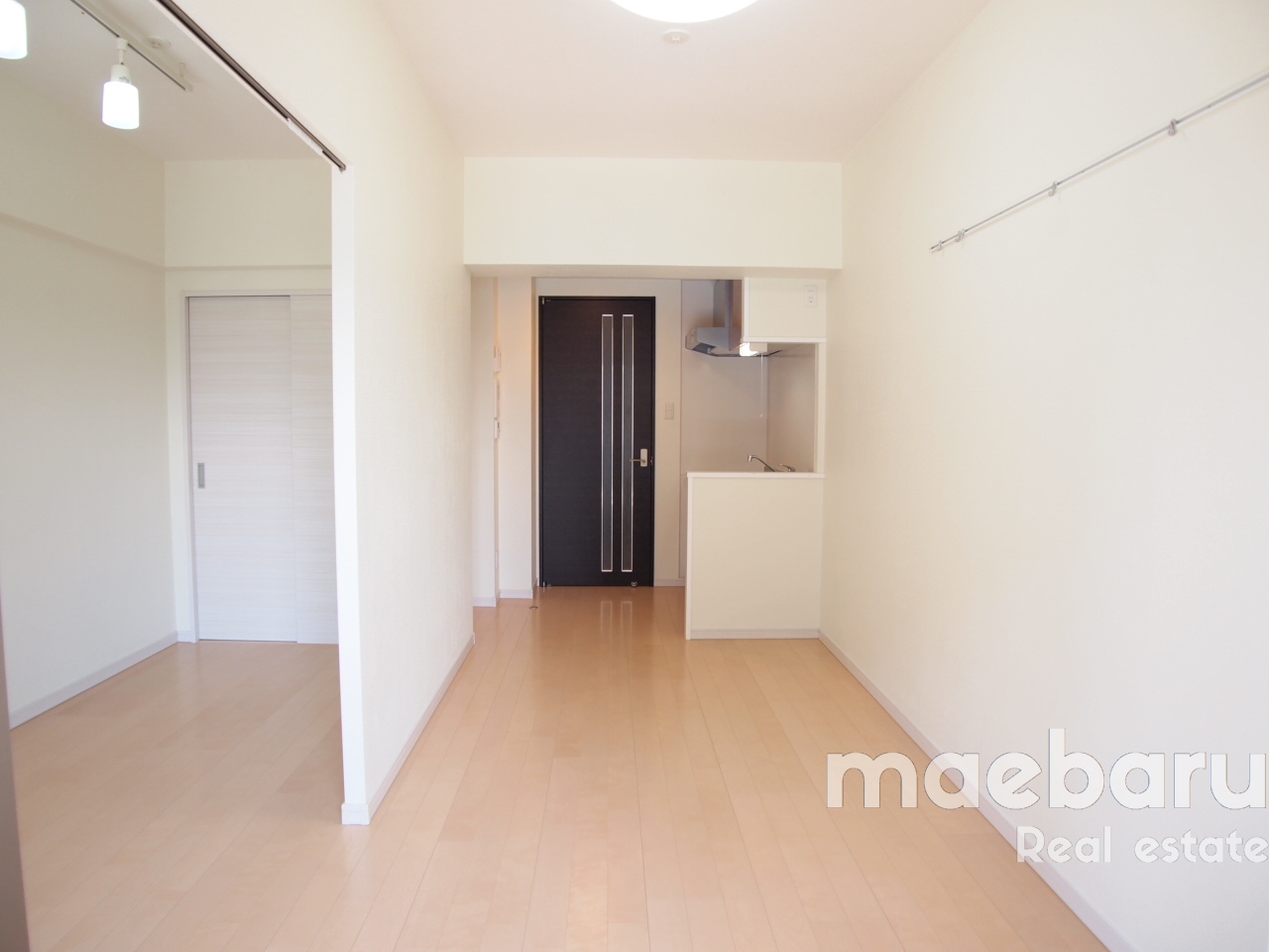 居室・リビング　繋げて広く使えます。※写真別部屋