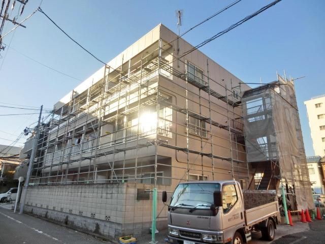 建物外観　3階建マンション