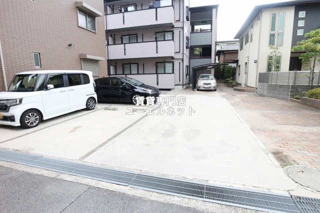 駐車場　敷地内駐車場あり◎