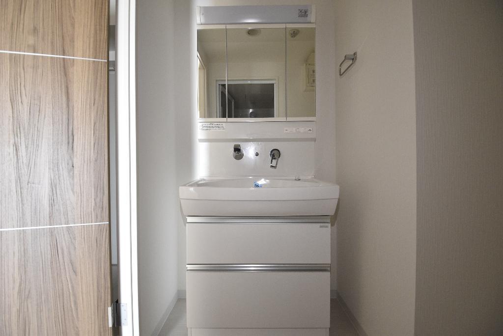 洗面設備　洗髪洗面化粧台