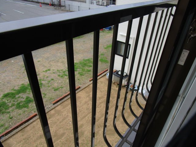 バルコニー　※写真は別部屋のものです。（参考）