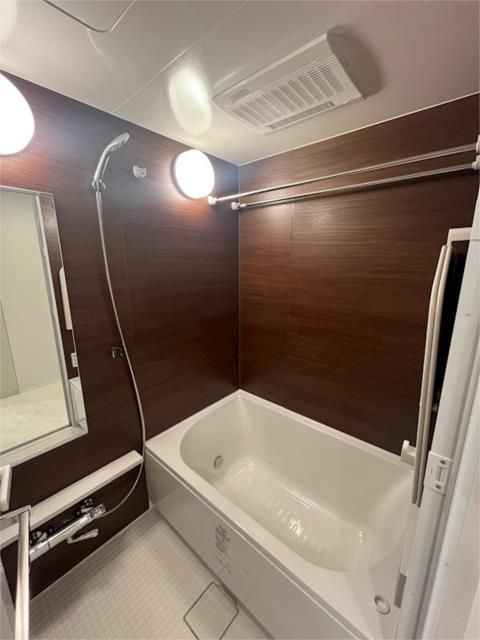 バス・シャワールーム　日々の暮らしに欠かせないお風呂です