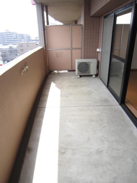 バルコニー　バルコニー